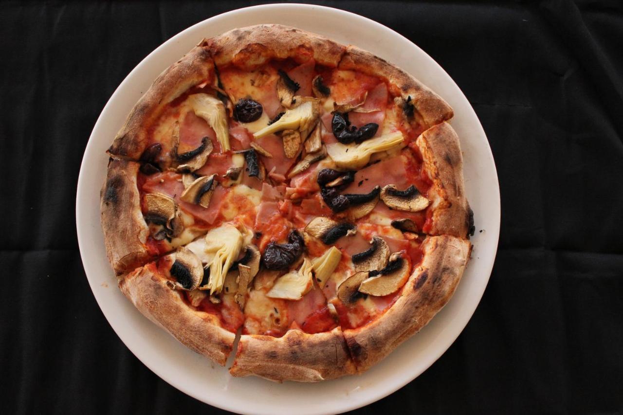 Lighthouse Golf & Spa Hotel Balchik Ngoại thất bức ảnh Pizza