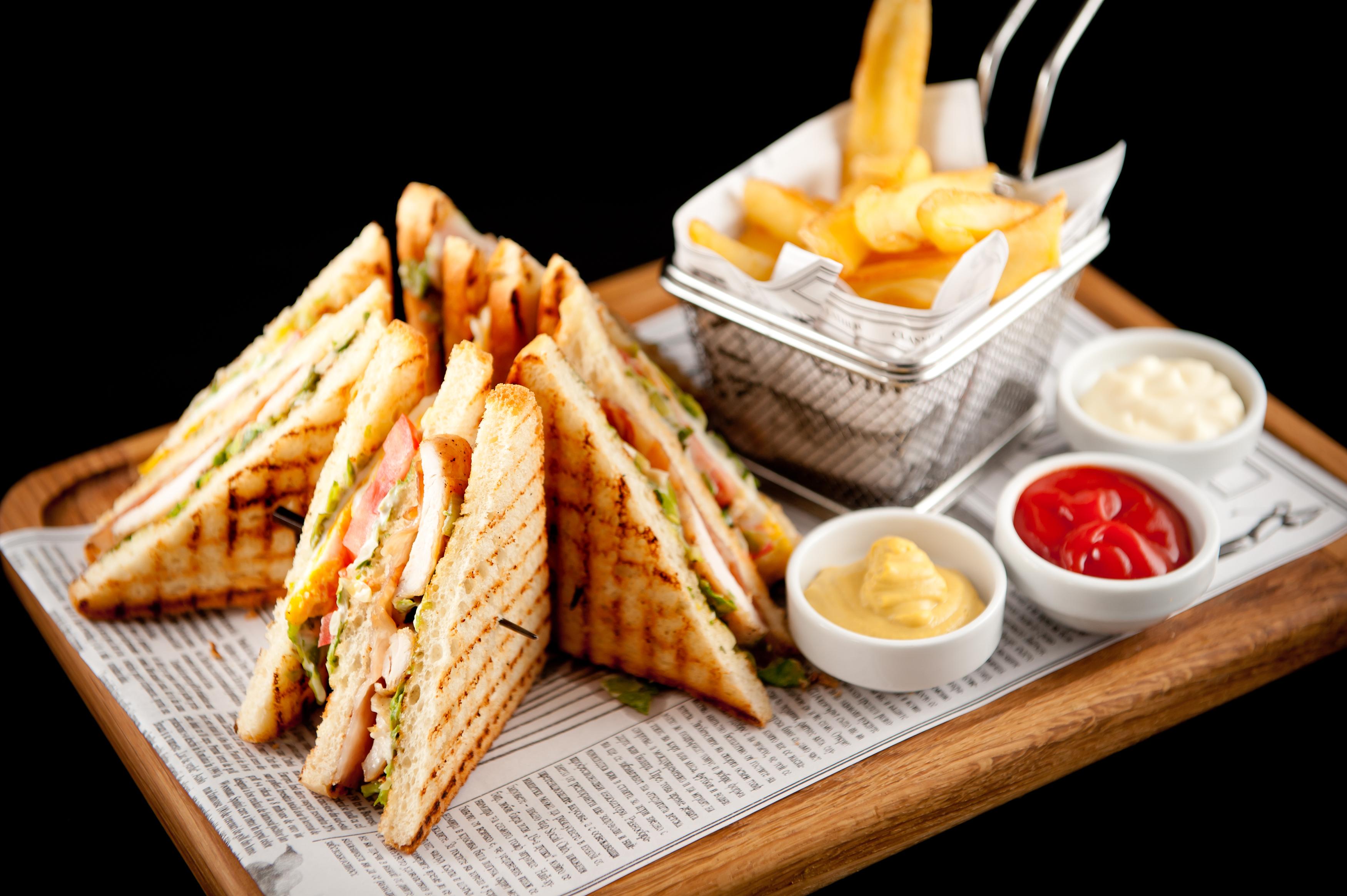 Lighthouse Golf & Spa Hotel Balchik Ngoại thất bức ảnh A club sandwich