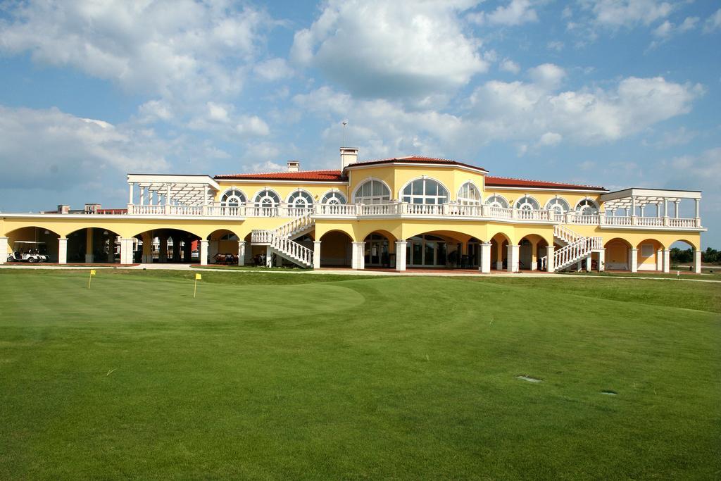 Lighthouse Golf & Spa Hotel Balchik Ngoại thất bức ảnh Clubhouse