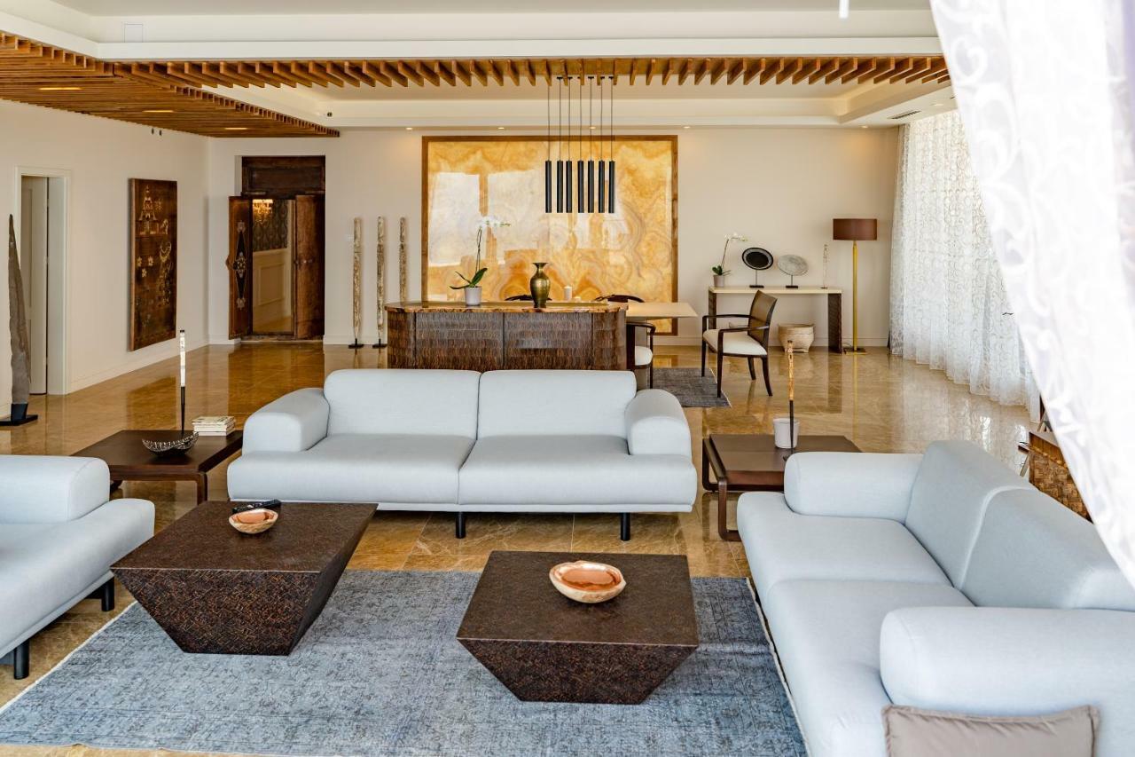 Lighthouse Golf & Spa Hotel Balchik Ngoại thất bức ảnh A living room